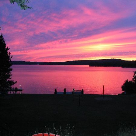 Birch Cliff Lodge On Baptiste Lake Highland Grove Exteriér fotografie