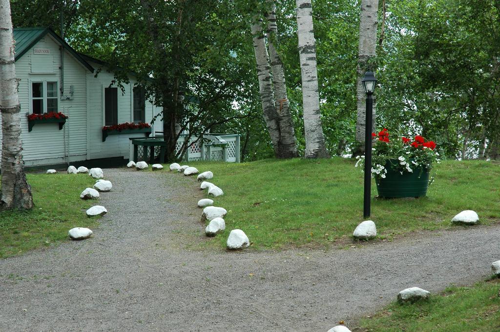 Birch Cliff Lodge On Baptiste Lake Highland Grove Exteriér fotografie