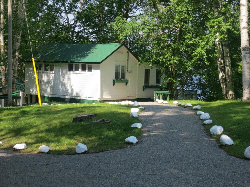 Birch Cliff Lodge On Baptiste Lake Highland Grove Exteriér fotografie