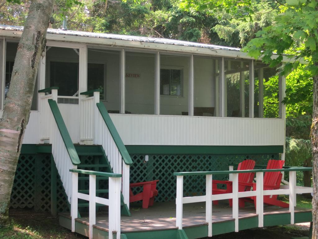 Birch Cliff Lodge On Baptiste Lake Highland Grove Pokoj fotografie