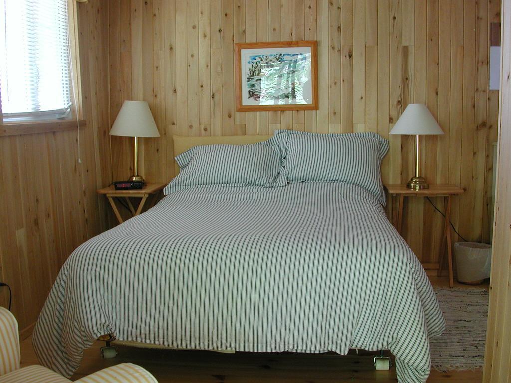 Birch Cliff Lodge On Baptiste Lake Highland Grove Pokoj fotografie