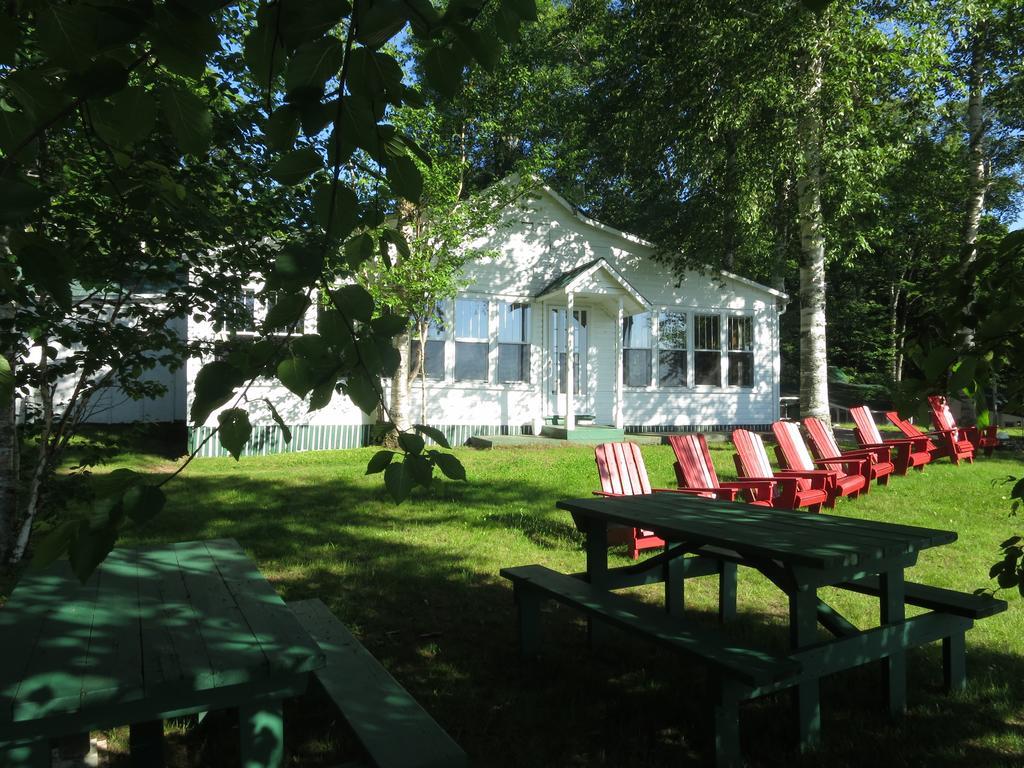 Birch Cliff Lodge On Baptiste Lake Highland Grove Exteriér fotografie