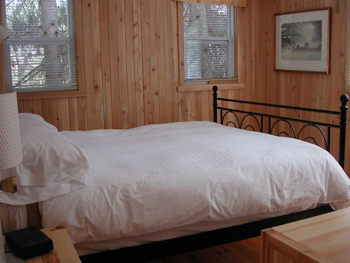 Birch Cliff Lodge On Baptiste Lake Highland Grove Exteriér fotografie