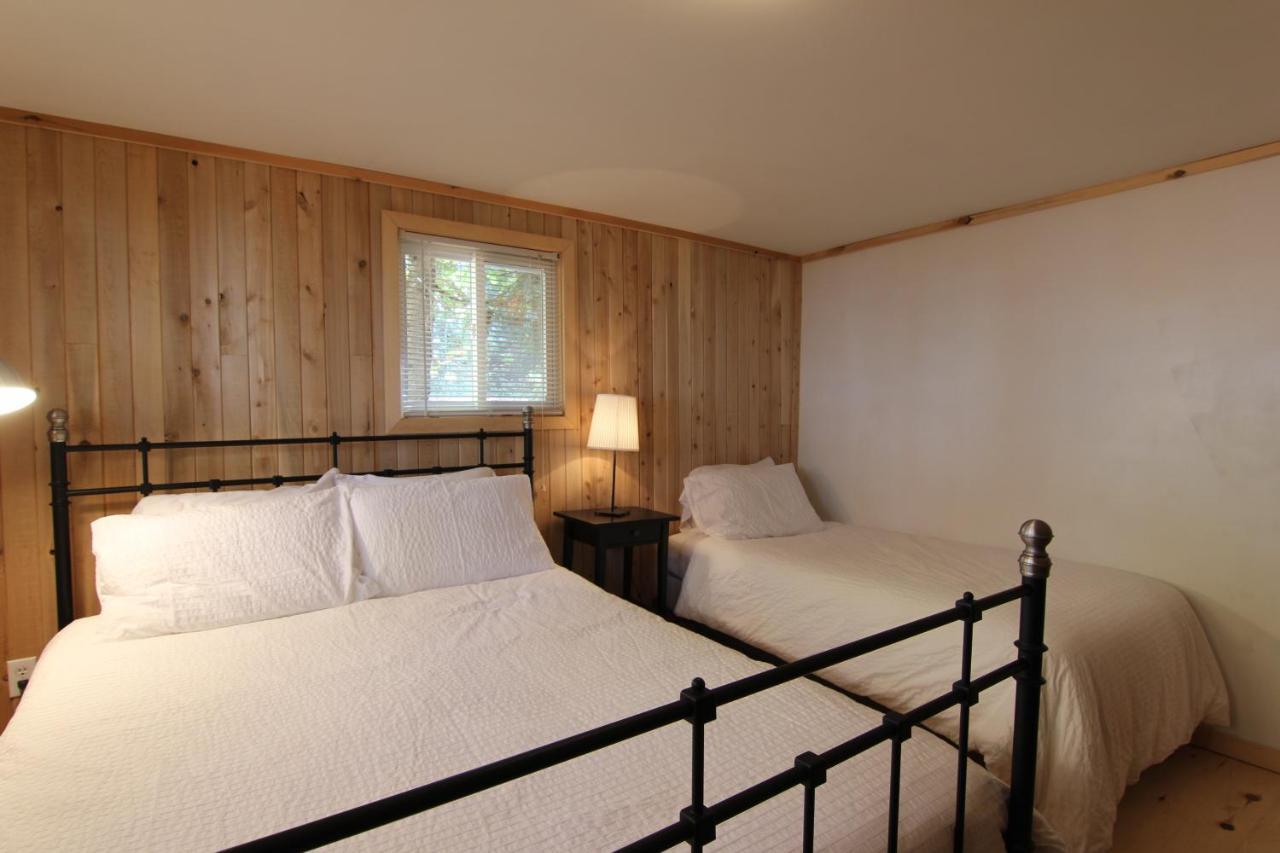 Birch Cliff Lodge On Baptiste Lake Highland Grove Exteriér fotografie