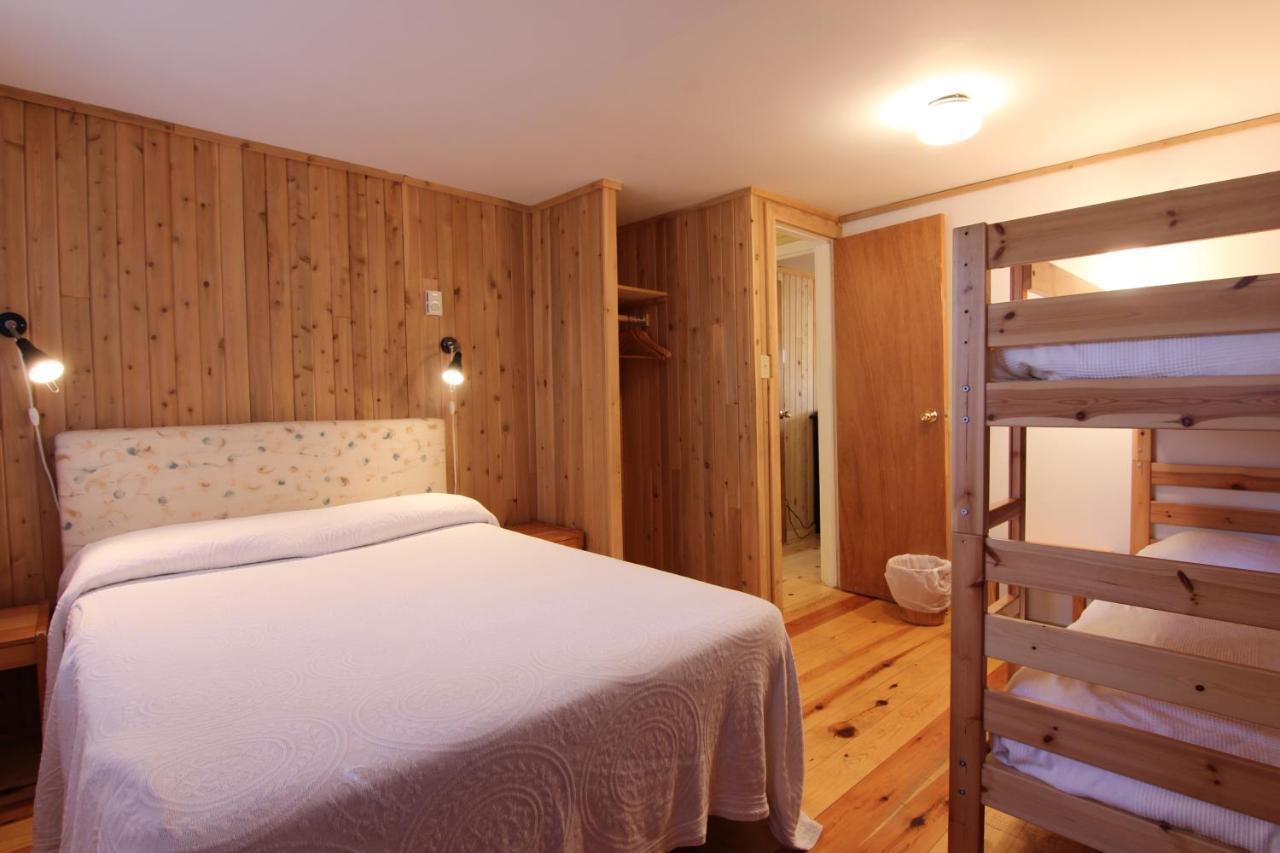 Birch Cliff Lodge On Baptiste Lake Highland Grove Exteriér fotografie