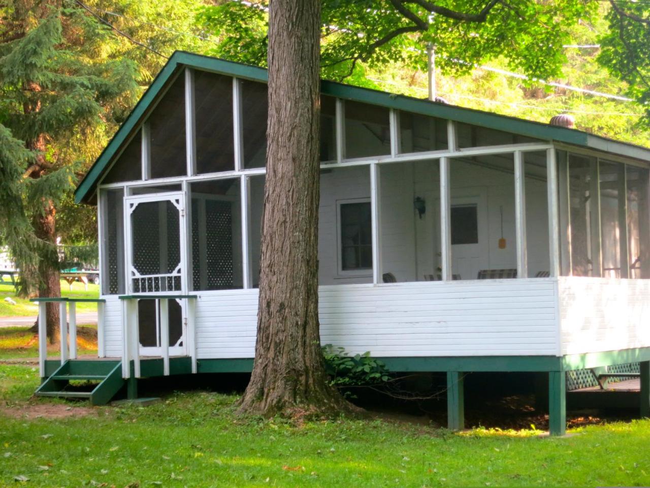 Birch Cliff Lodge On Baptiste Lake Highland Grove Exteriér fotografie